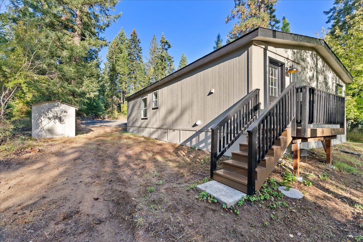 5872 East Allen Road Elk, WA 99009 - Photo 30 of 33