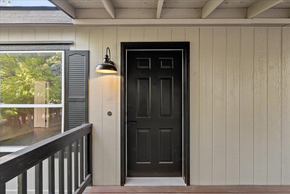 5872 East Allen Road Elk, WA 99009 - Photo 5 of 33