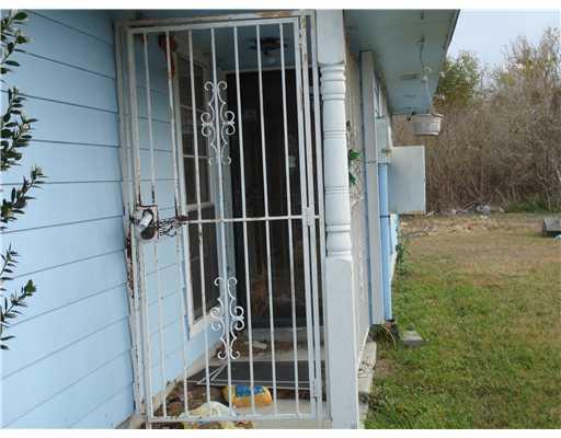 7325 Rue Louis Phillippe Marrero, LA 70072 - Photo 2 of 3