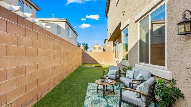 $429,999 | 635 Taliput Palm Place, Henderson, NV 89011