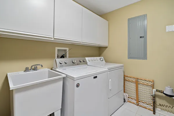 $360,000 | 2602 Medinah Court, Palos Heights, IL 60463