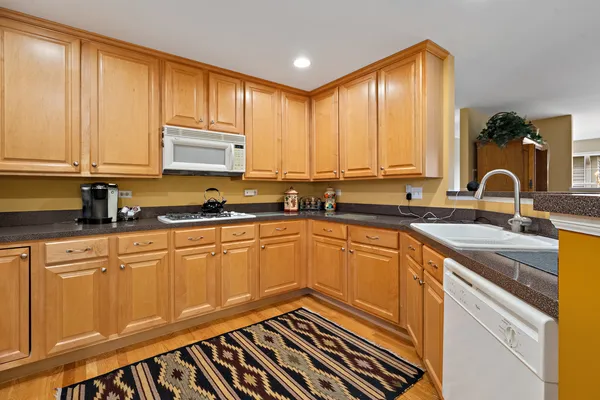 $360,000 | 2602 Medinah Court, Palos Heights, IL 60463