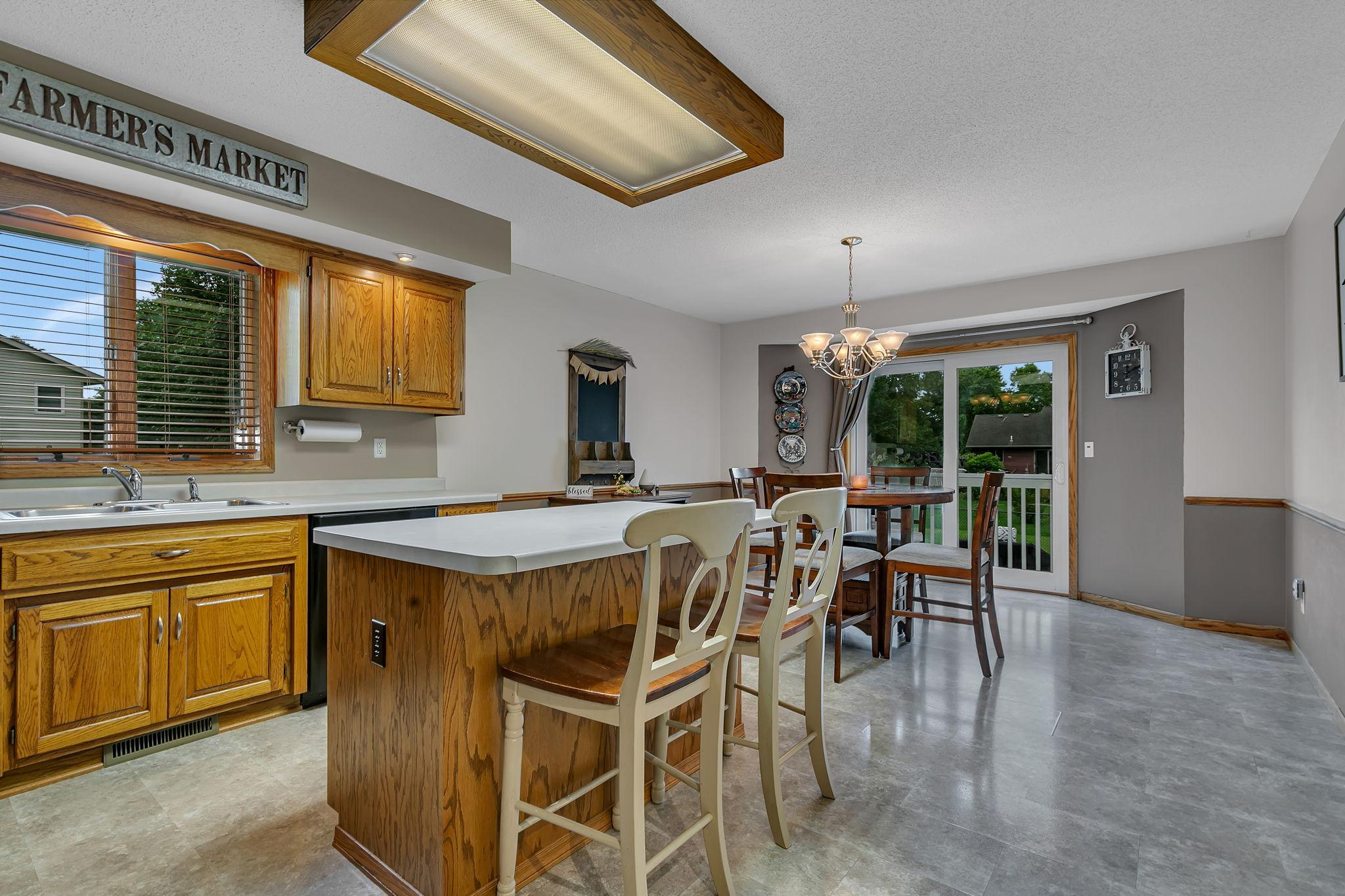 1542 Mulberry Road St. Cloud, MN 56303 - Photo 7 of 40