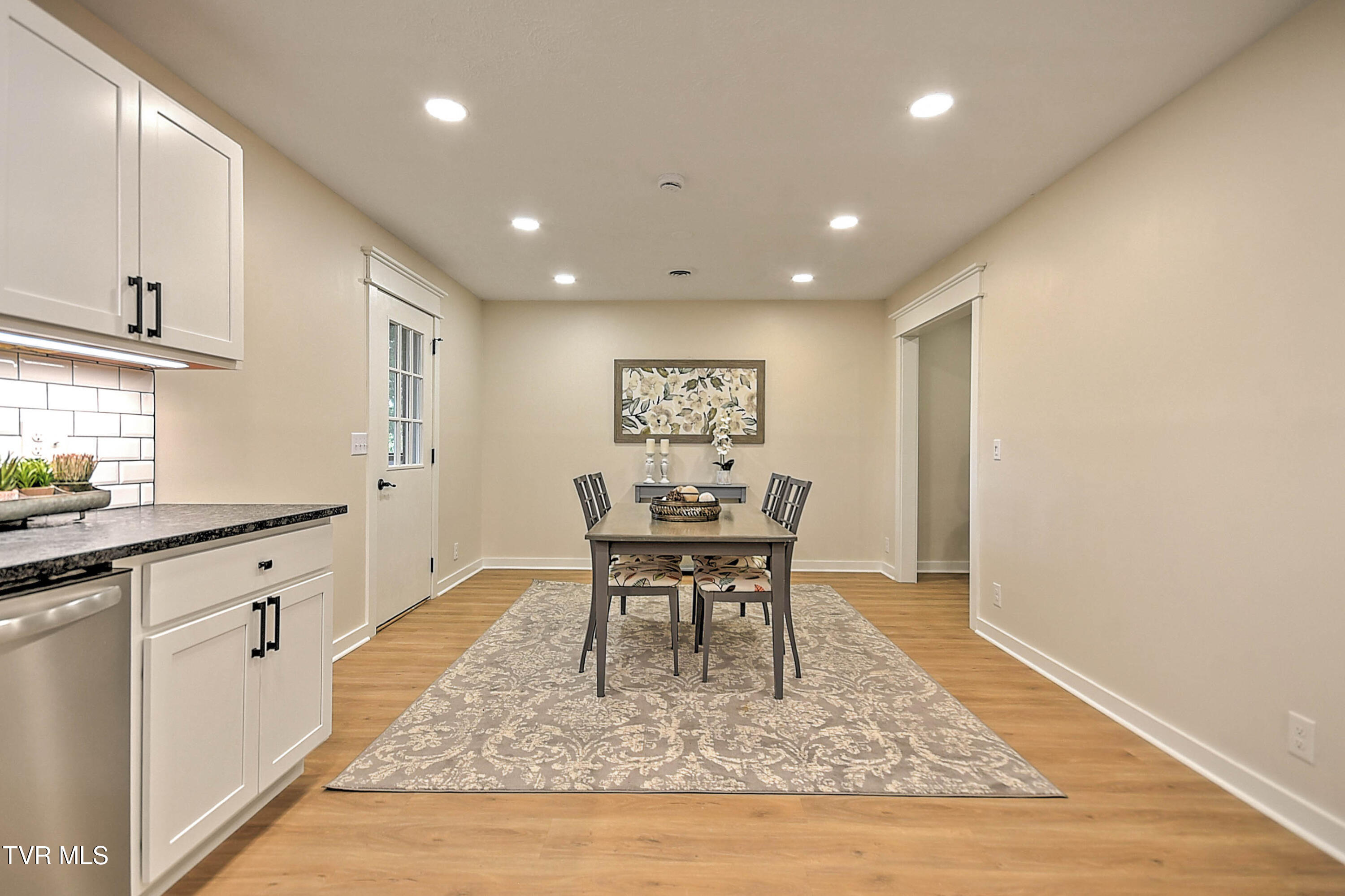 721 Foothills Road Kingsport, TN 37663 - Photo 16 of 44 721 Foothills CP-17