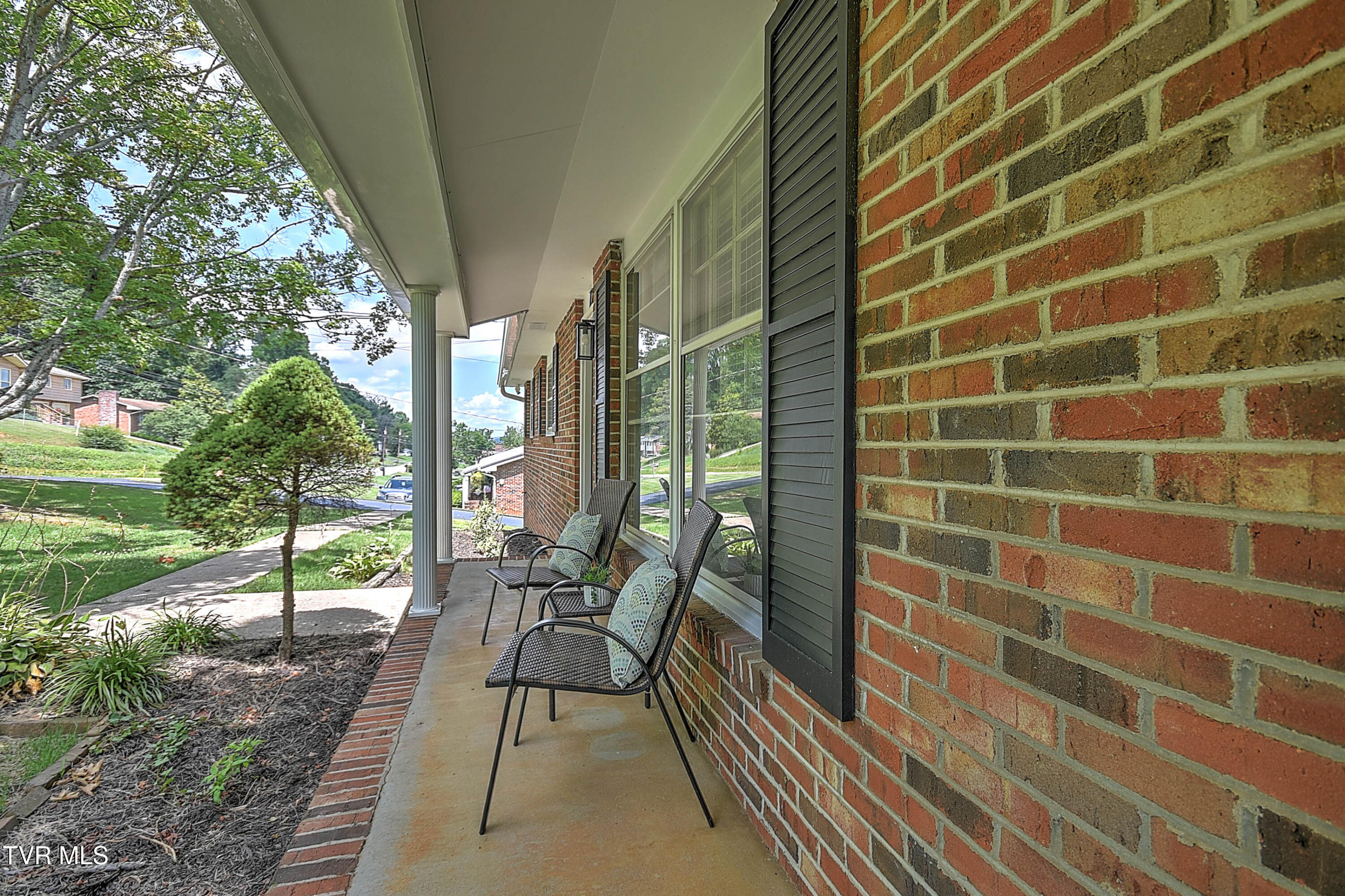 721 Foothills Road Kingsport, TN 37663 - Photo 5 of 44 721 Foothills CP-6