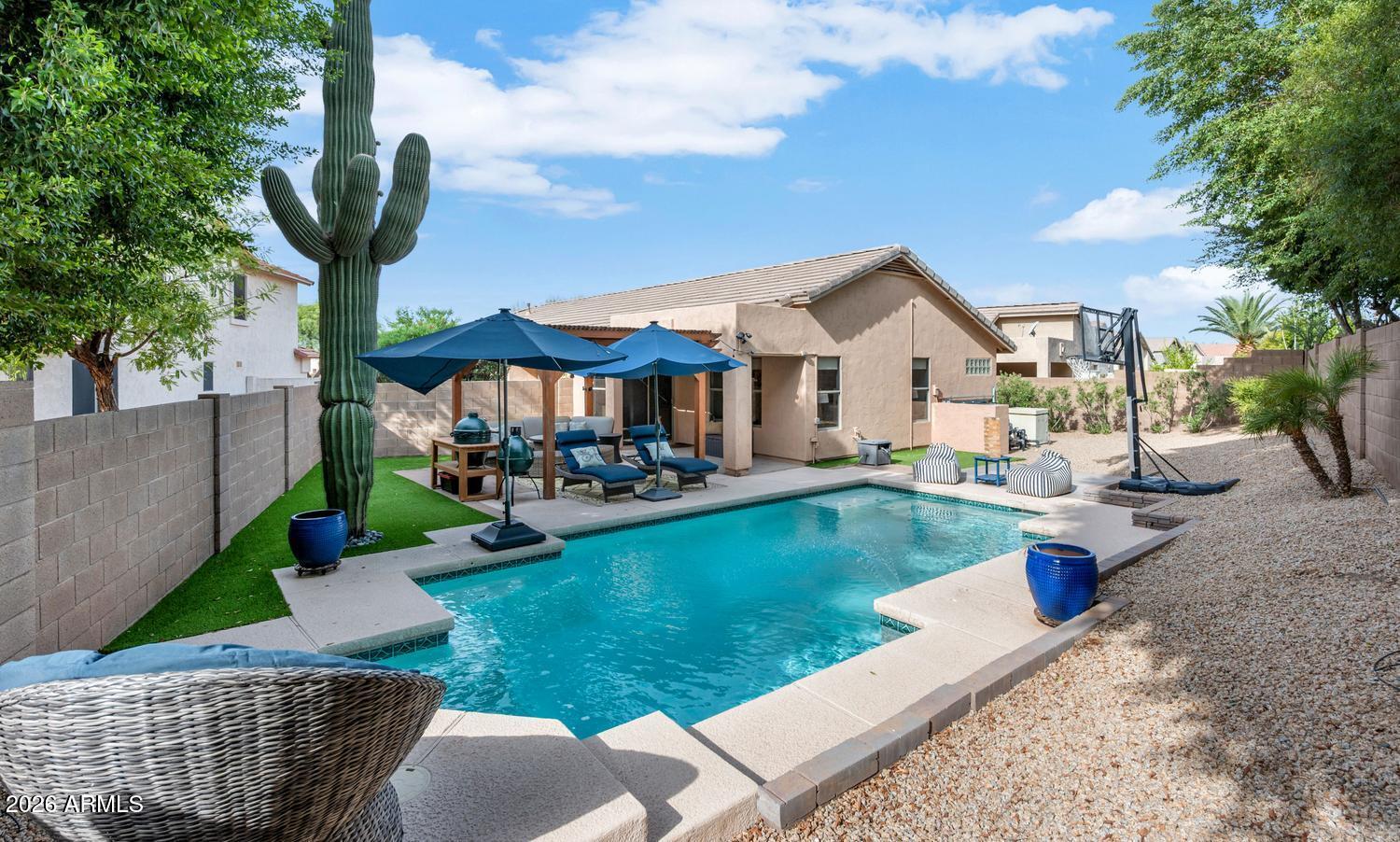 4834 East Mossman Road Phoenix, AZ 85054 - Photo 28 of 44 029-008-4834 E Mossman-1500x902