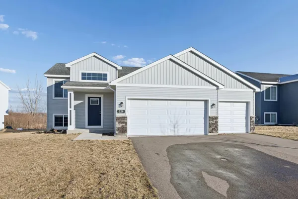$349,900 | 229 Terning Way, Howard Lake, MN 55349