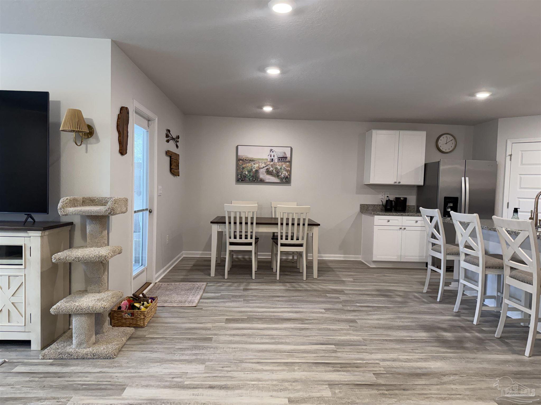 3083 Jane Lane Crestview, FL 32539 - Photo 11 of 29