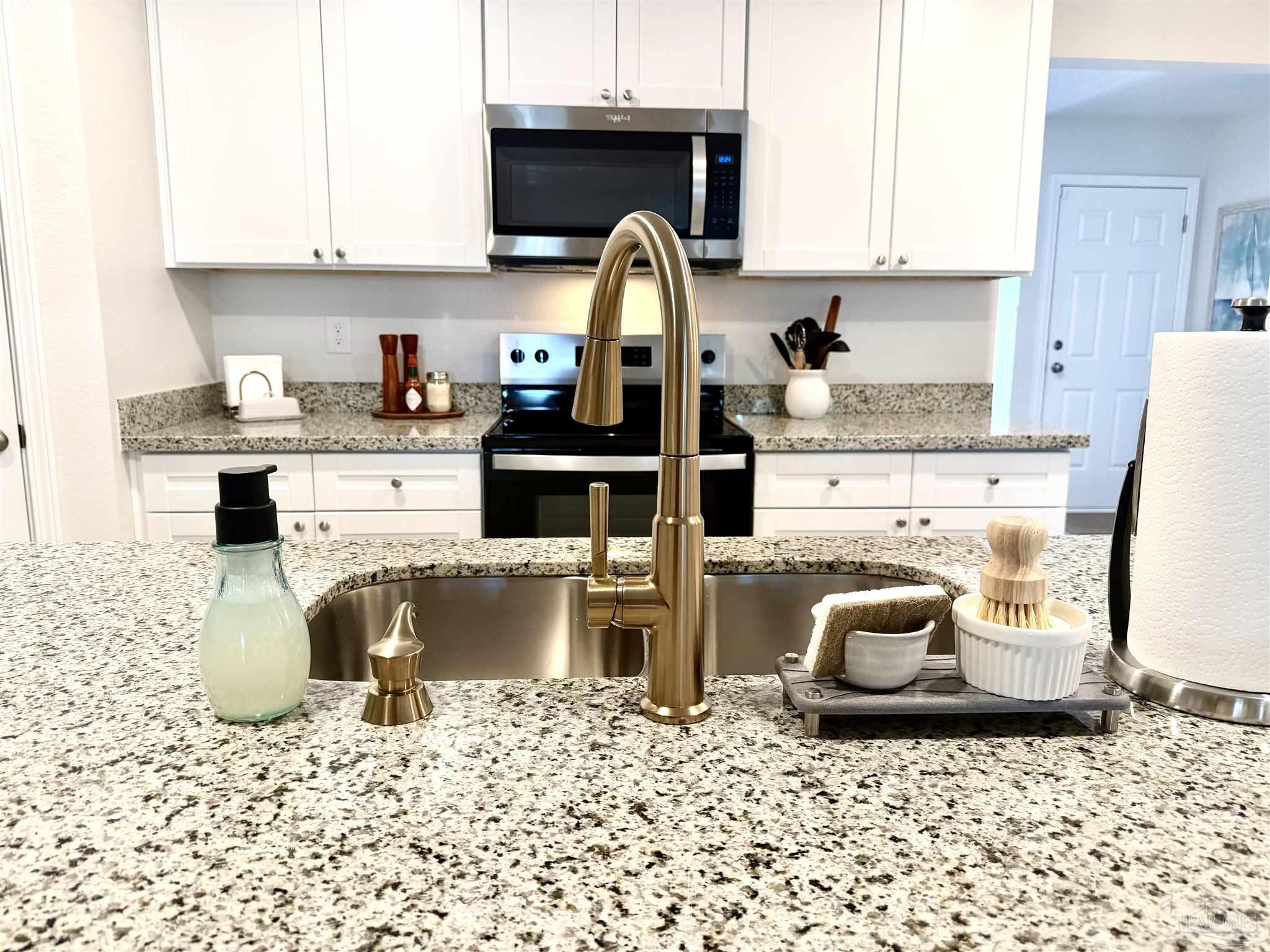 3083 Jane Lane Crestview, FL 32539 - Photo 13 of 29