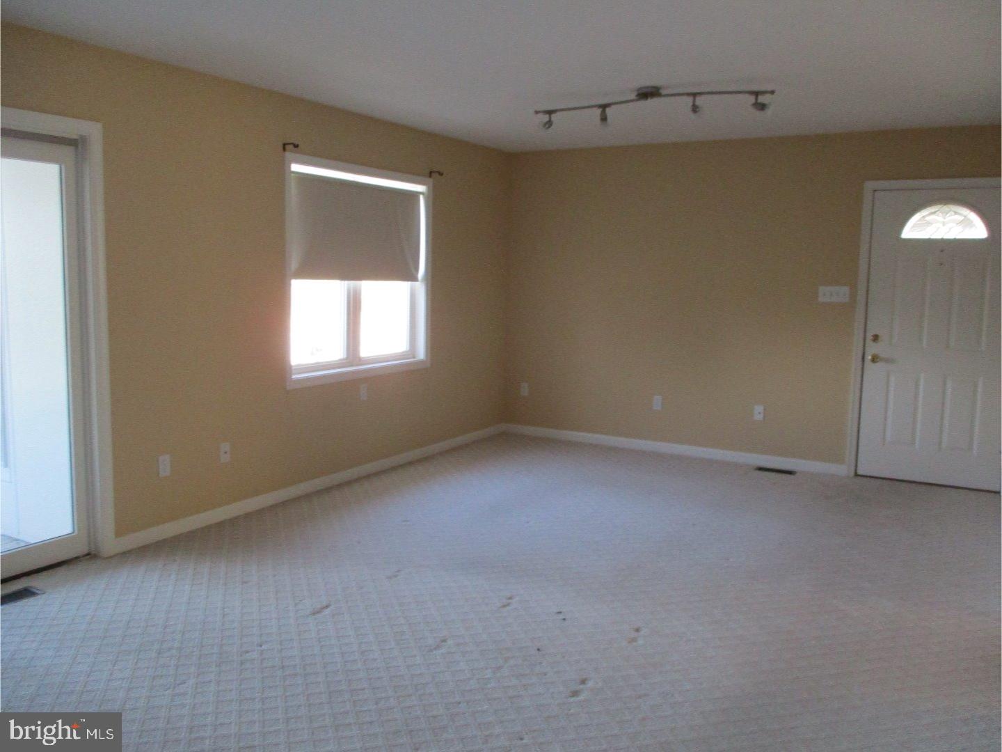 6171 Durham Road Pipersville, PA 18947 - Photo 8 of 19 Gallery Image 8