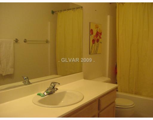 9679 Ridgebluff Avenue Las Vegas, NV 89148 - Photo 13 of 17 Other. UPSTAIRS BATH