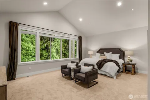 $3,099,950 | 24480 Northeast 19th Place, Sammamish, WA 98074