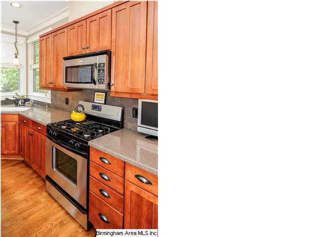 232 Hawthorn Street Birmingham, AL 35242 - Photo 13 of 32