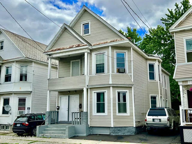 $324,900 | 807 Craig Street, Schenectady, NY 12307