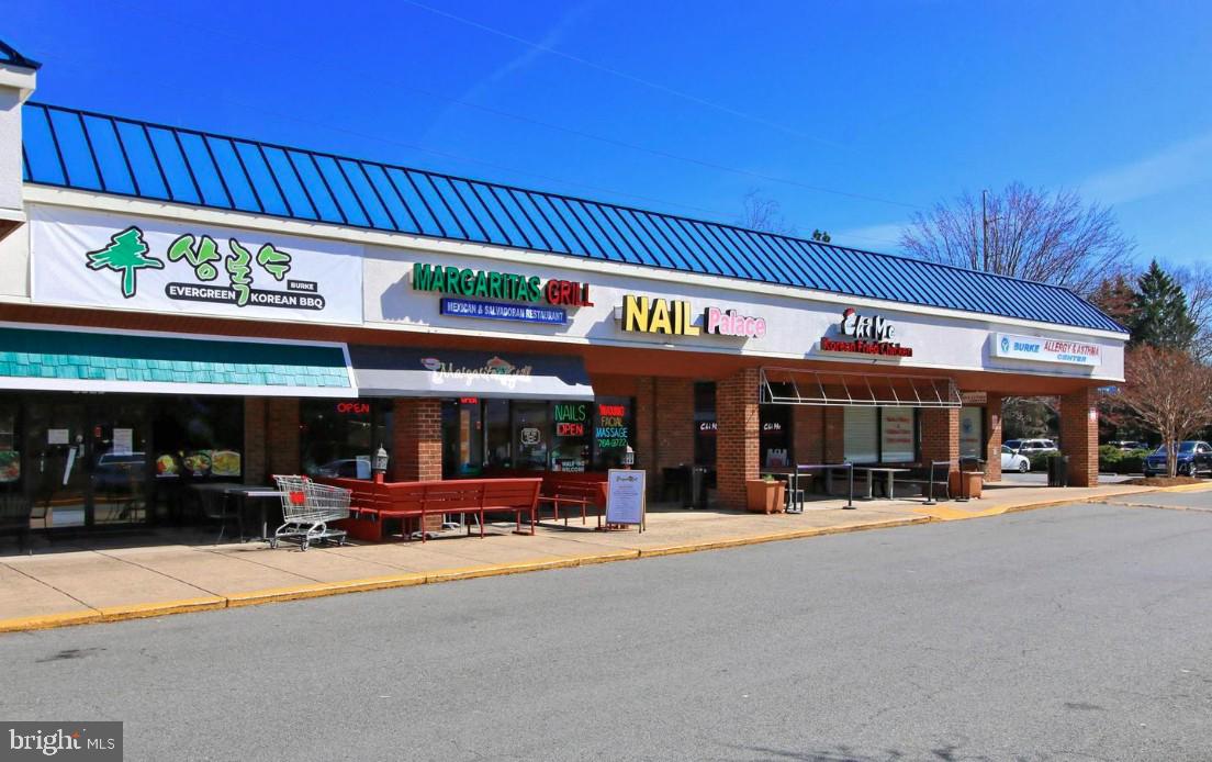 5920 Cove Landing Road, Unit 102 Burke, VA 22015 - Photo 42 of 45 a view of street with shops