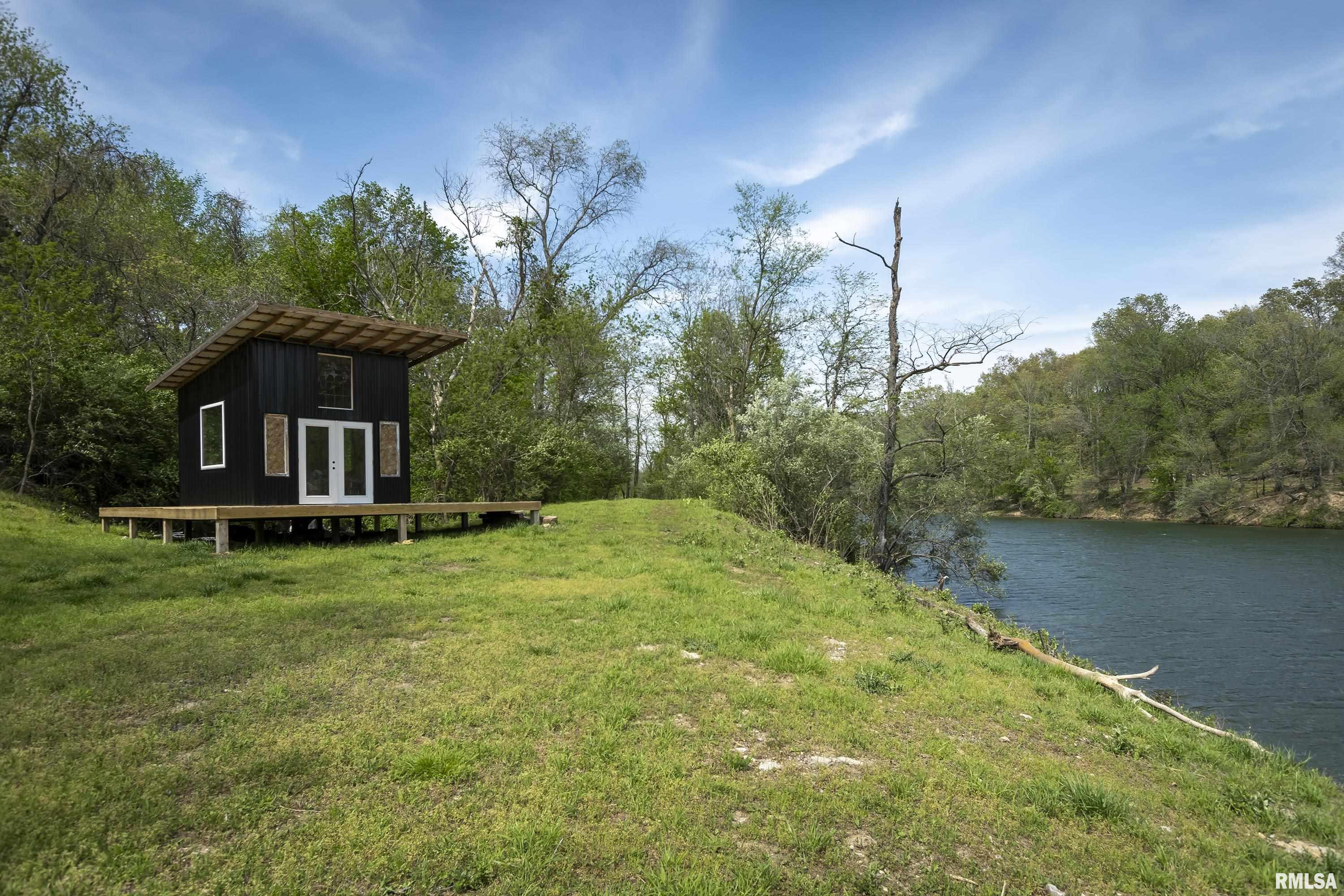 1651 Landfill Road De Soto, IL 62924 - Photo 1 of 13 Gallery Image 1