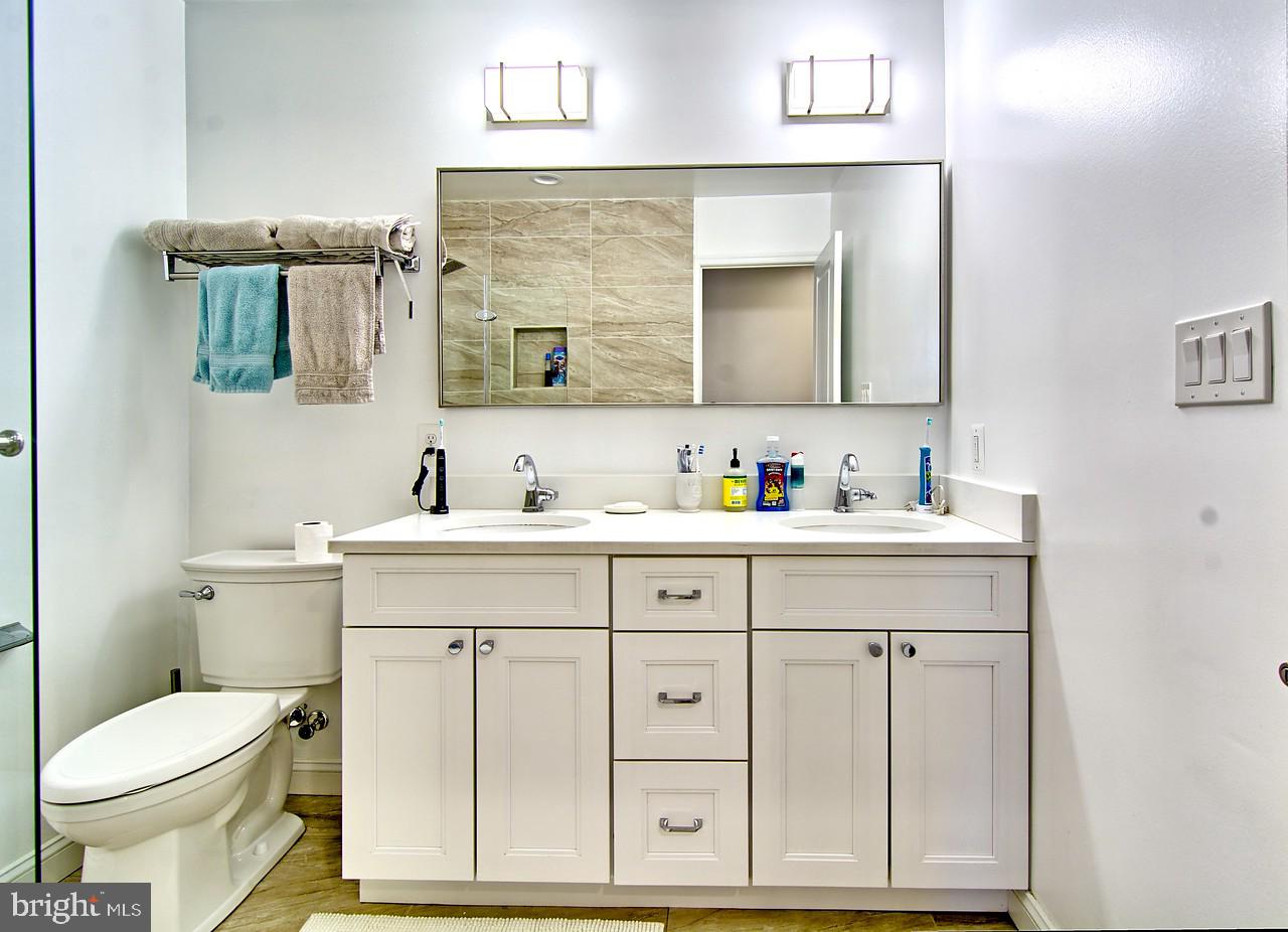 3403 Birch Hollow Road Baltimore, MD 21208 - Photo 25 of 39 Hall Bathroom