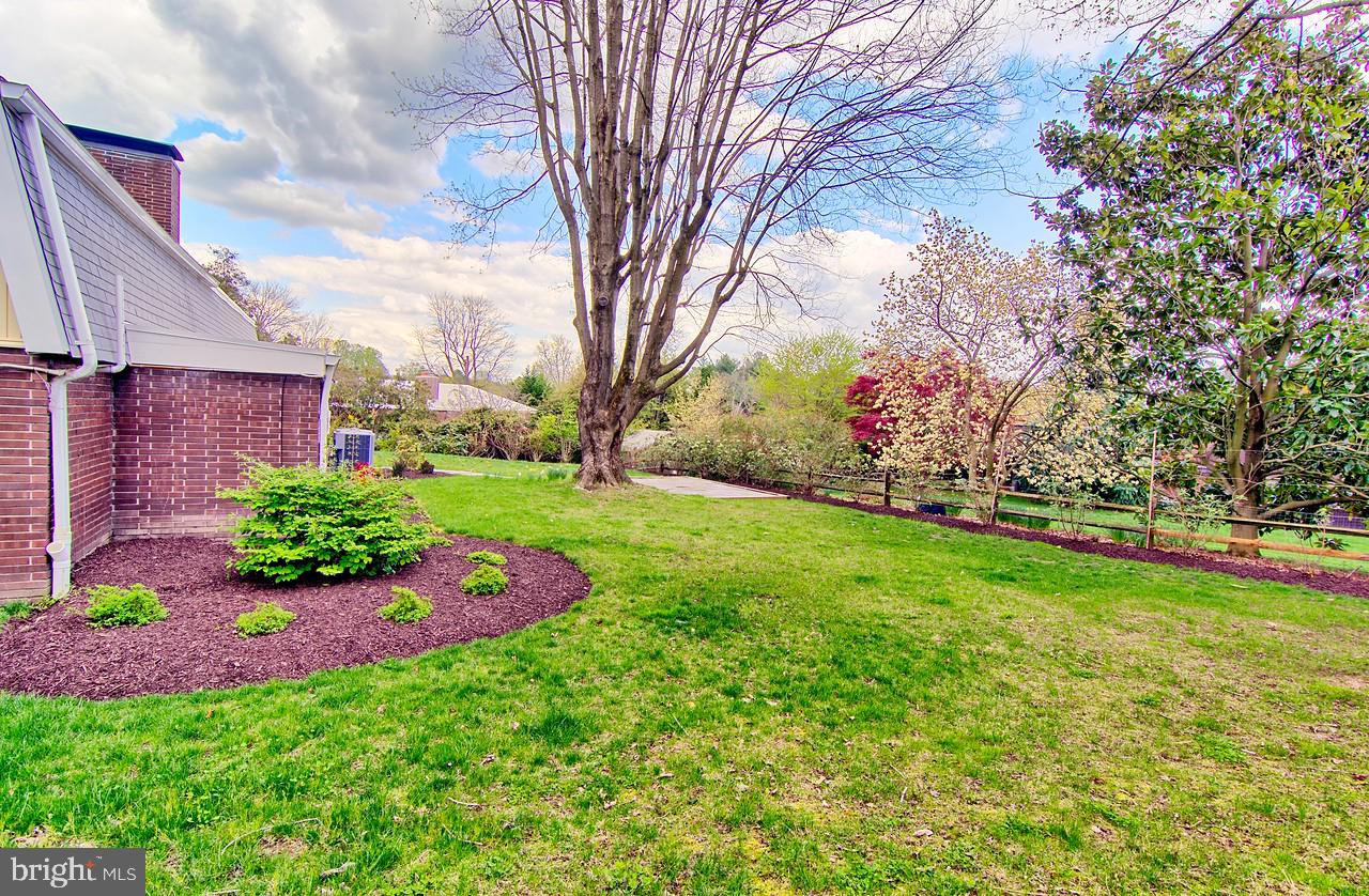 3403 Birch Hollow Road Baltimore, MD 21208 - Photo 35 of 39 Nice back yard
