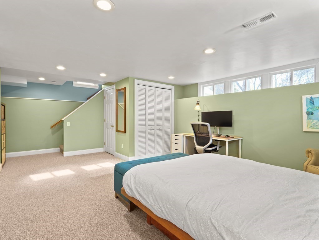 5 Hardy Road Wellesley, MA 02482 - Photo 29 of 30