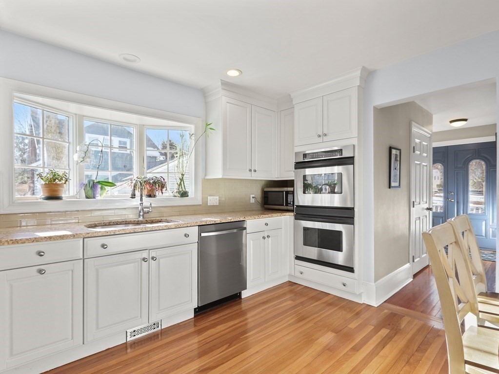 5 Hardy Road Wellesley, MA 02482 - Photo 7 of 30