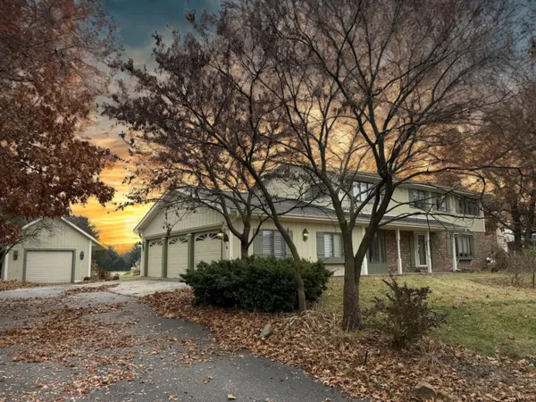 $385,000 | 10859 Bunker Drive, Demotte, IN 46310