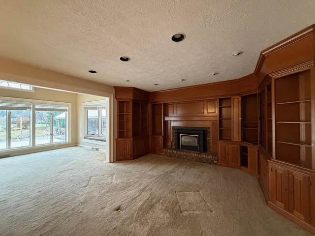 $425,000 | 10859 Bunker Drive, Demotte, IN 46310