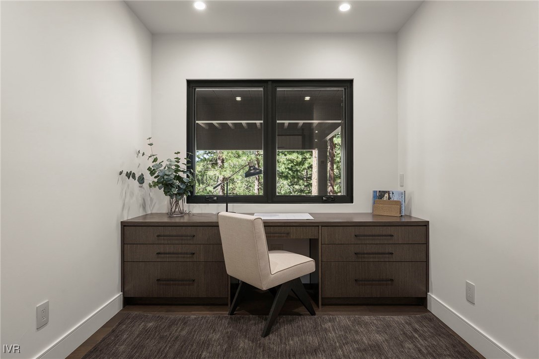 539 Cole Circle Incline Village, NV 89451 - Photo 23 of 49 a room with a table and a window