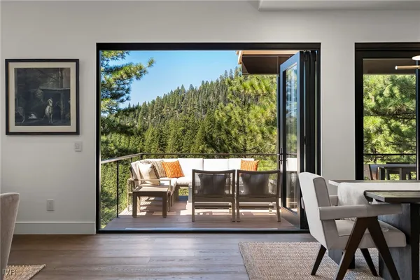 $9,495,000 | 539 Cole Circle, Incline Village, NV 89451
