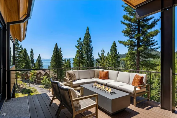 $9,495,000 | 539 Cole Circle, Incline Village, NV 89451