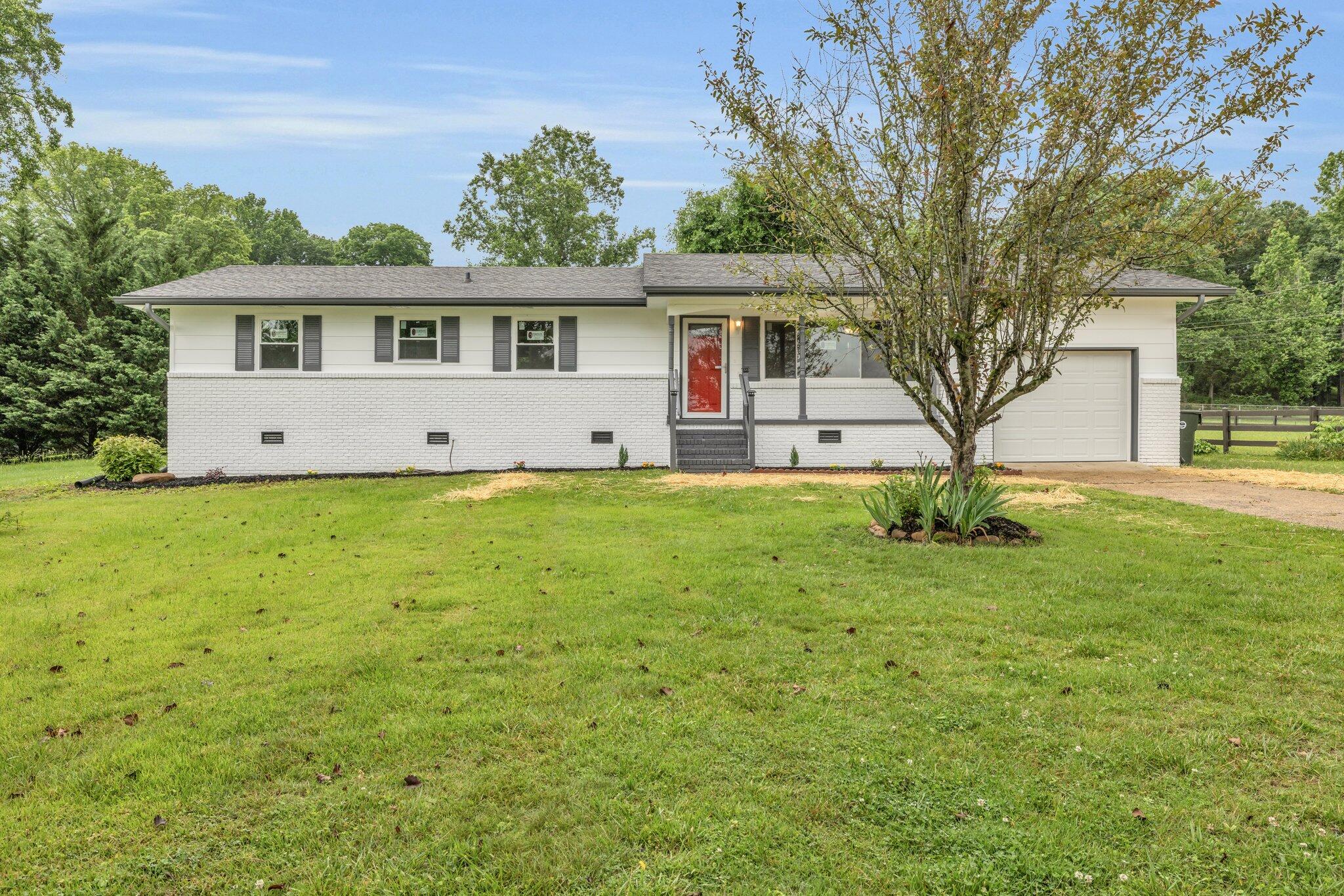 1604 Morris Hill Road Chattanooga, TN 37421 - Photo 3 of 29 mr3