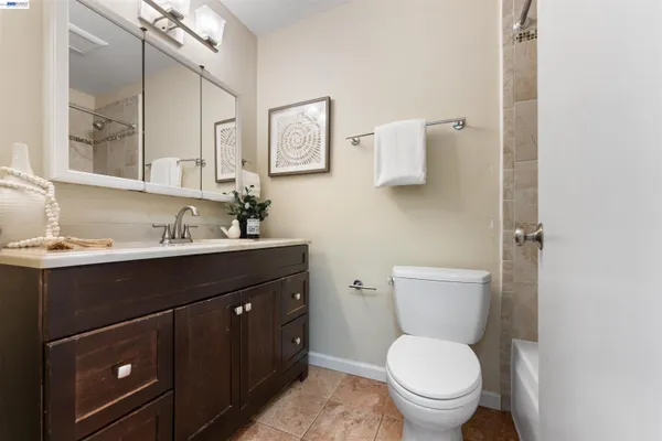 $260,000 | 4081 Clayton Road, Unit 221, Concord, CA 94521