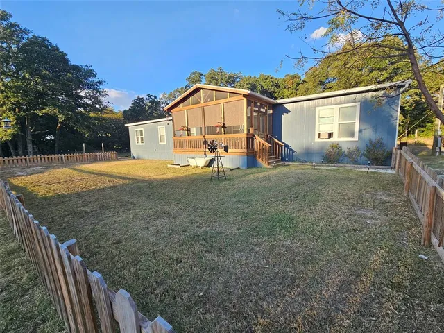 $300,000 | 220 Pr 5374 Groesbeck Tx 76642, Groesbeck, TX 76642