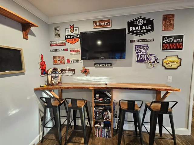 $300,000 | 220 Pr 5374 Groesbeck Tx 76642, Groesbeck, TX 76642