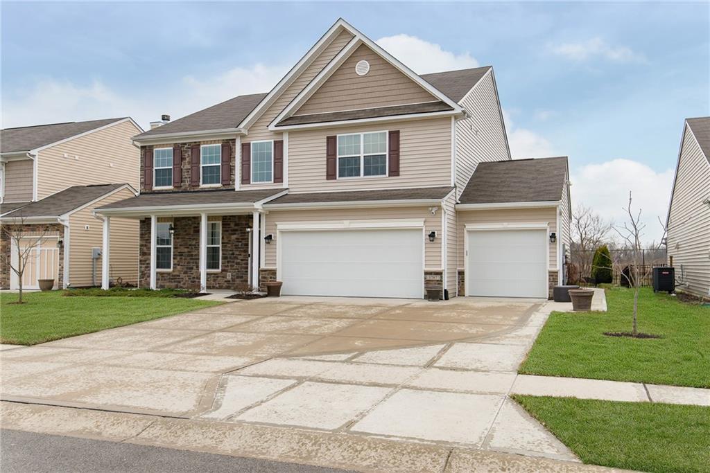 5787 Pebblebrooke Road Whitestown, IN 46075 - Photo 2 of 39