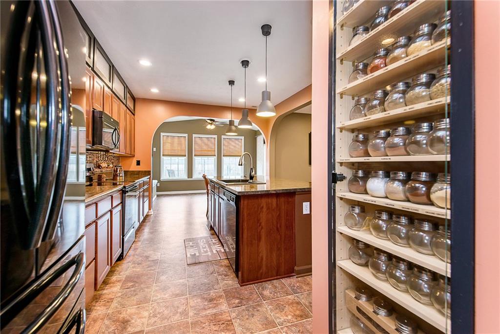 5787 Pebblebrooke Road Whitestown, IN 46075 - Photo 9 of 39