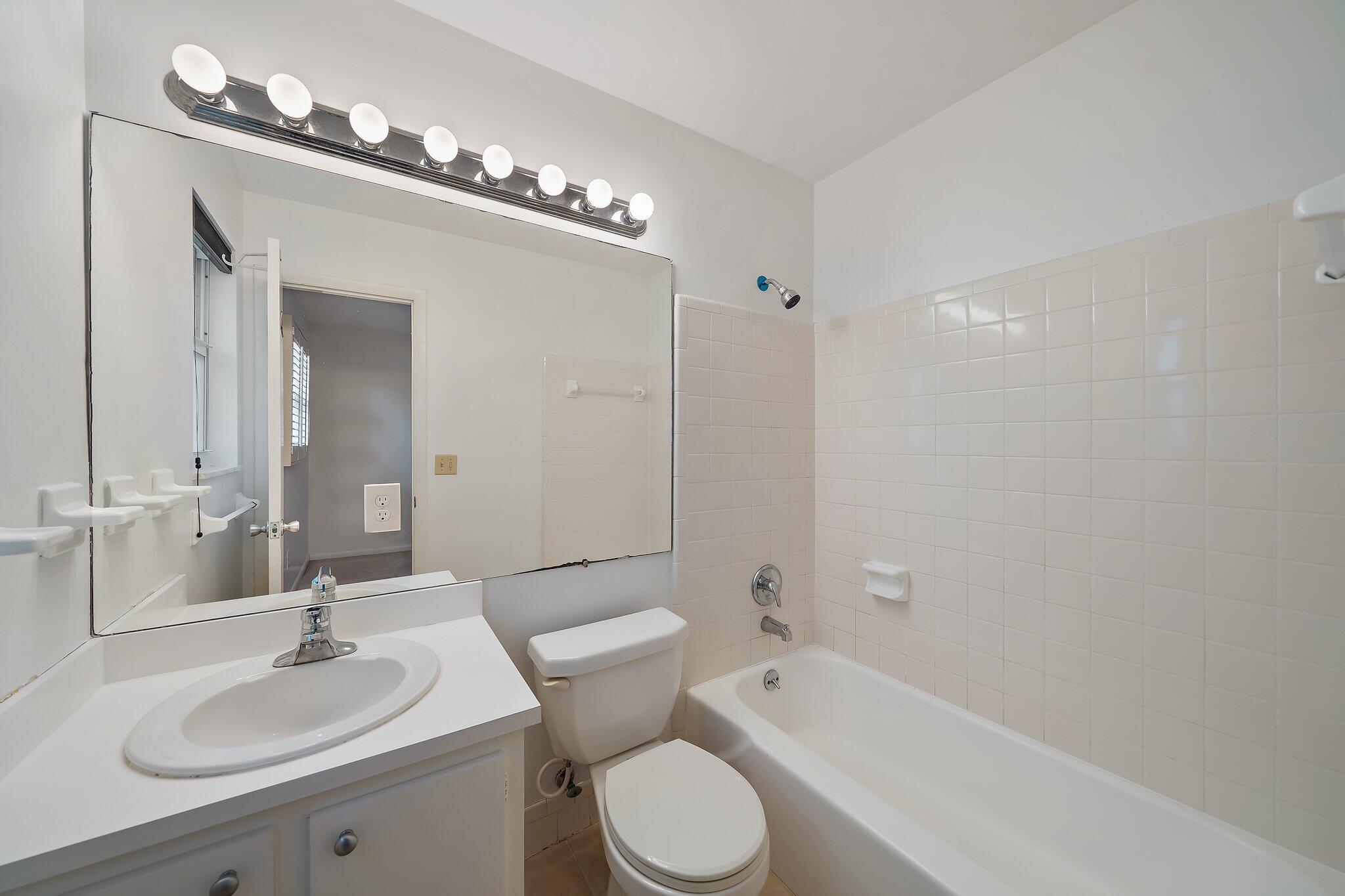 1934 Ascott Road Juno Beach, FL 33408 - Photo 24 of 38 24