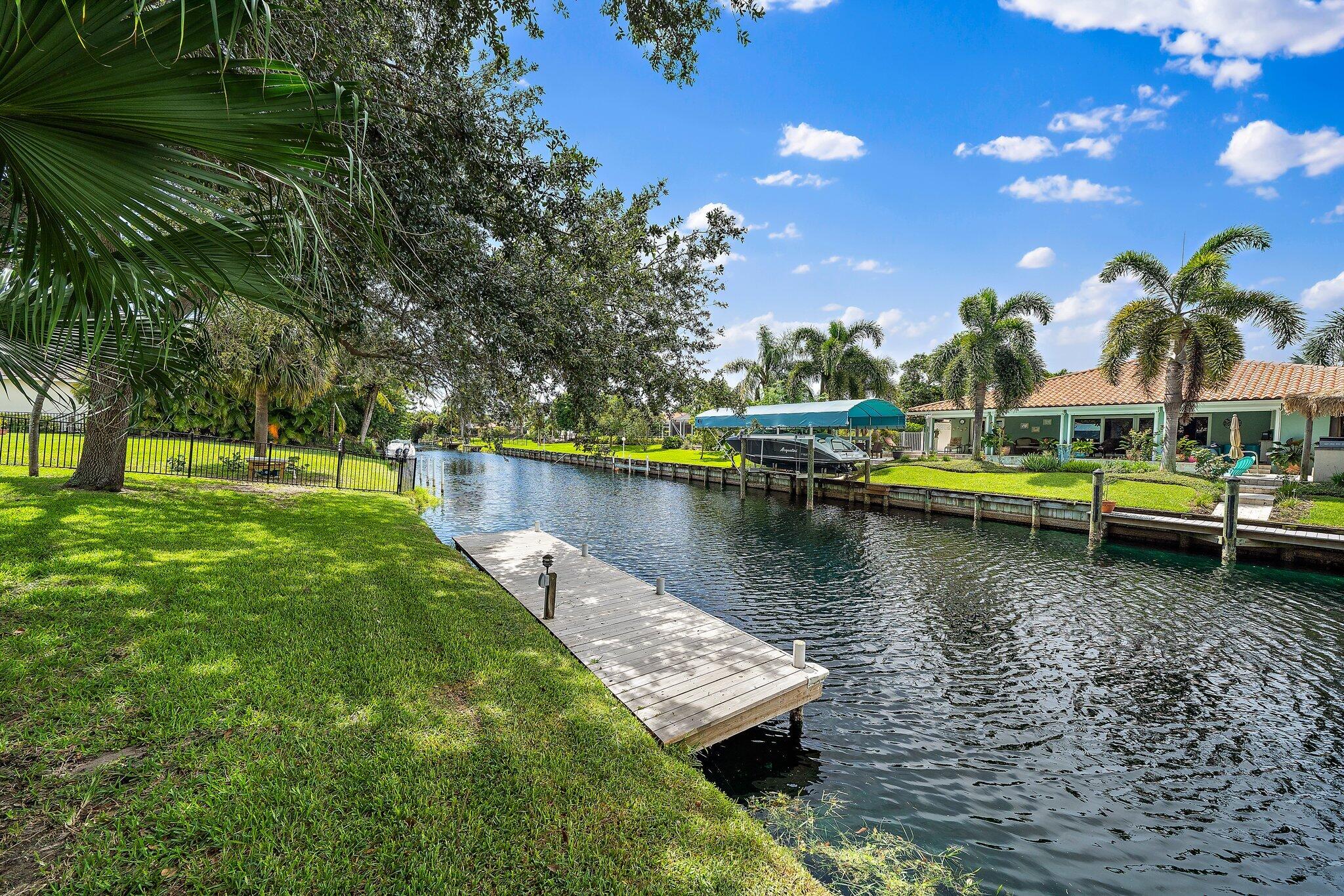1934 Ascott Road Juno Beach, FL 33408 - Photo 5 of 38 5