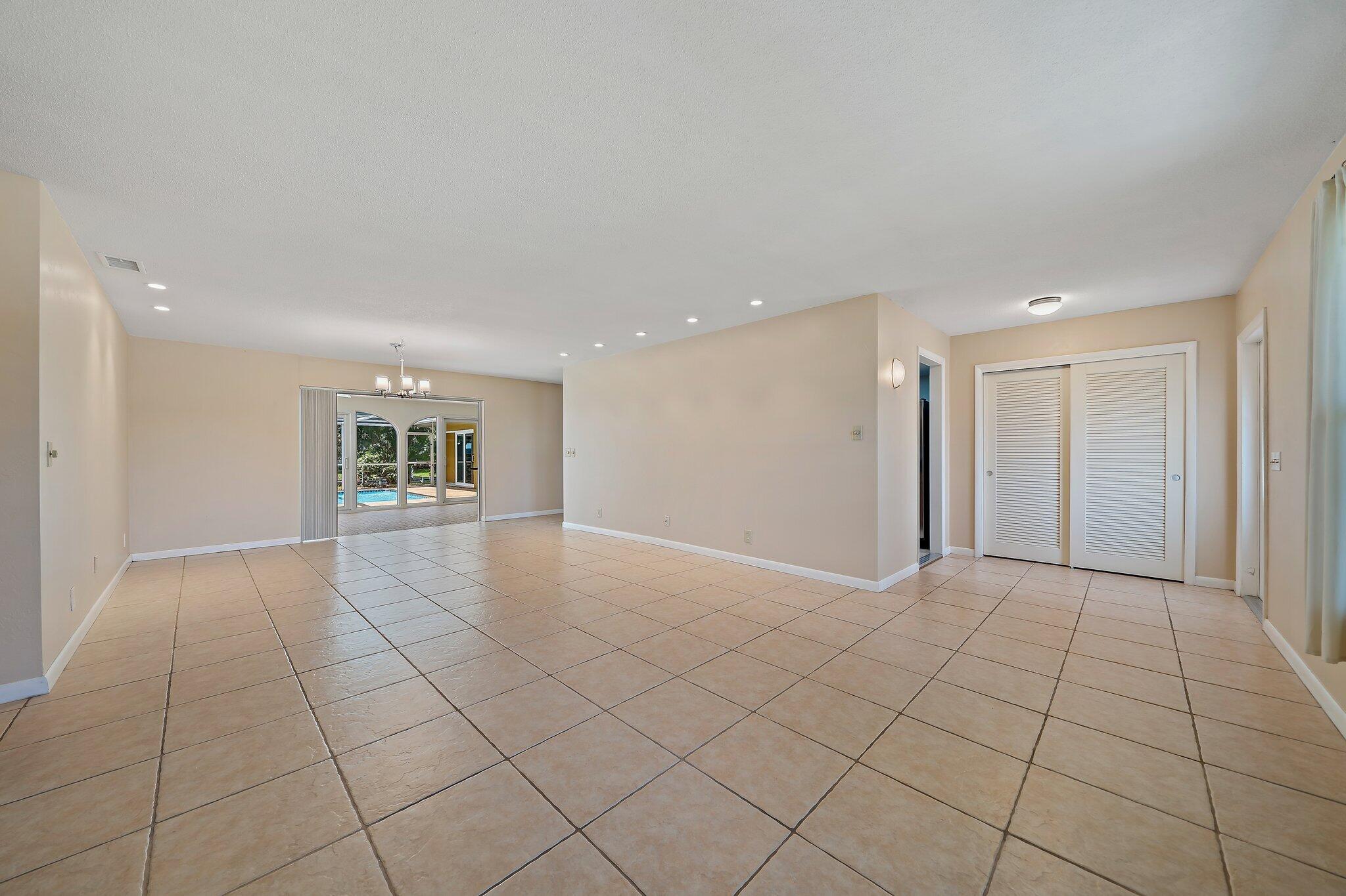 1934 Ascott Road Juno Beach, FL 33408 - Photo 7 of 38 7