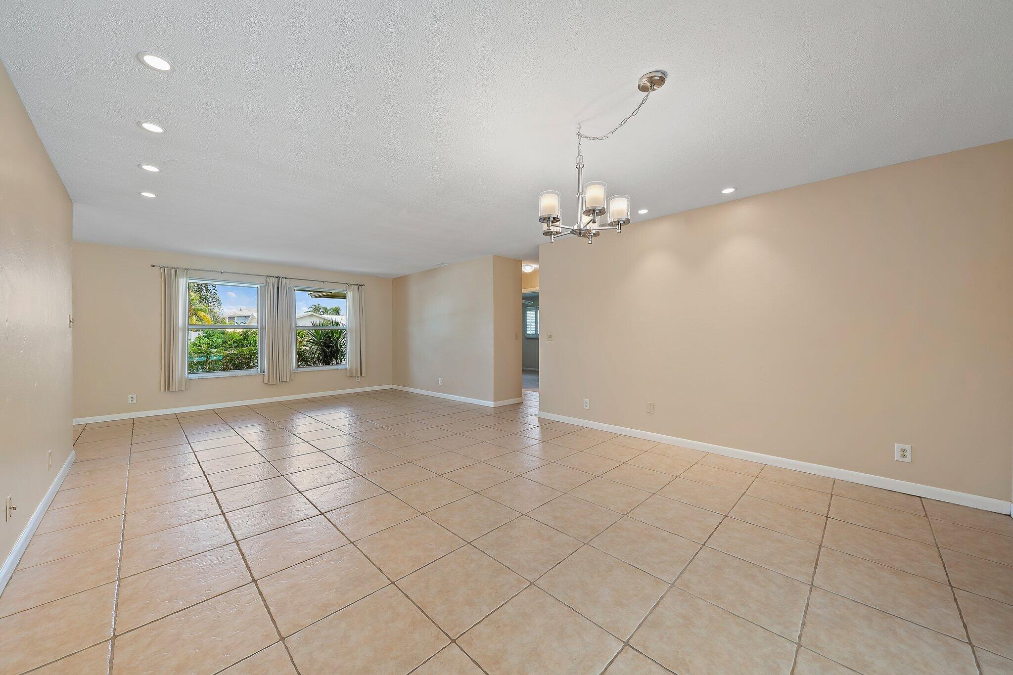 1934 Ascott Road Juno Beach, FL 33408 - Photo 9 of 38 9