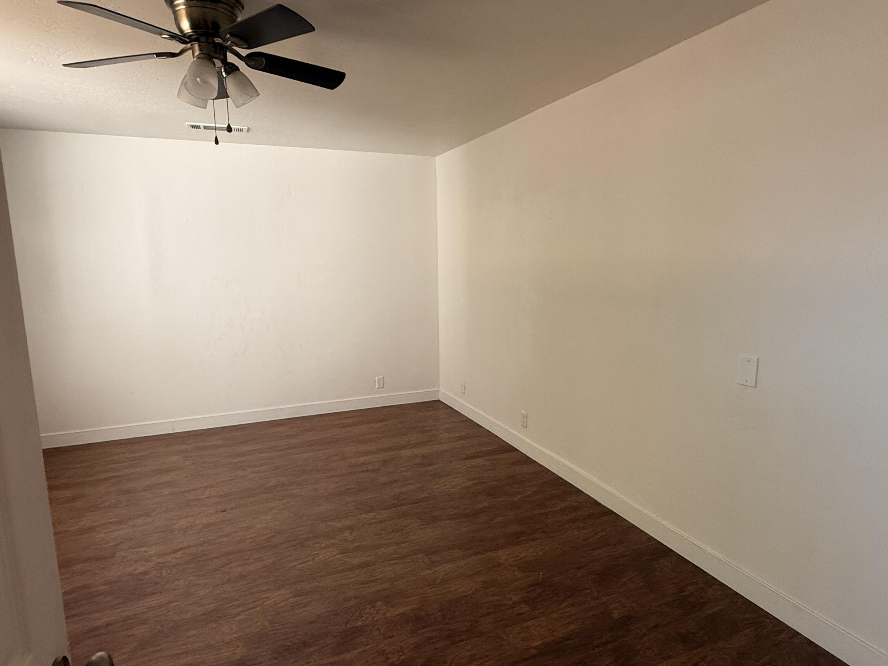 103 East Firebaugh Avenue Exeter, CA 93221 - Photo 9 of 23