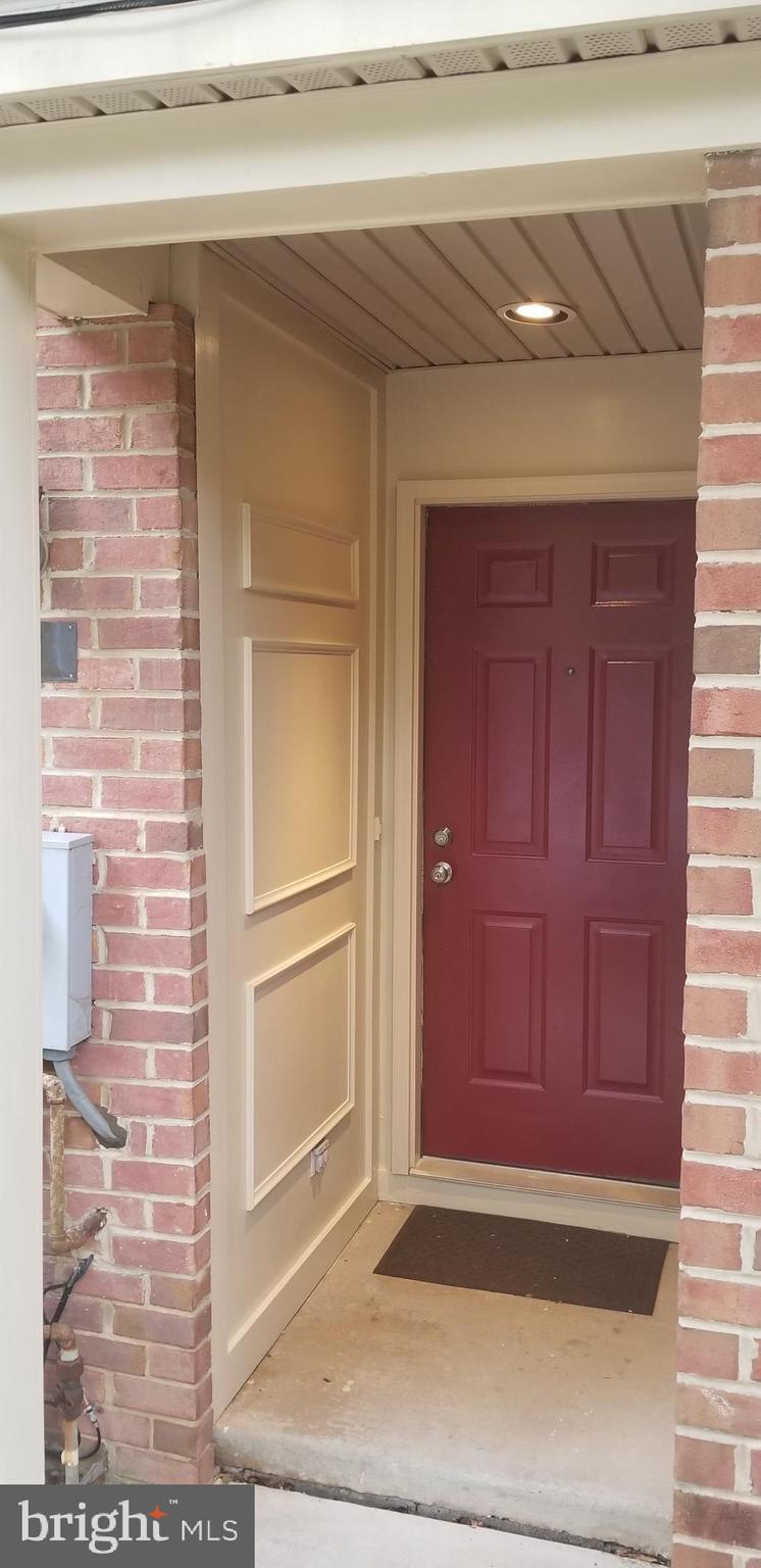 13 Bank Spring Court Owings Mills, MD 21117 - Photo 4 of 55