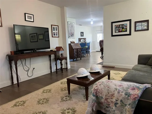 $165,000 | 216 Woodlawn Avenue, Strawn, TX 76475