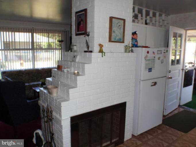 6218 Hanover Avenue Springfield, VA 22150 - Photo 4 of 8 Fireplace