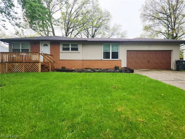 $188,000 | 7597 Venice Heights Drive Northeast, Warren, OH 44484