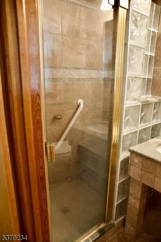 $824,900 | 29 Beach Street, East Hanover, NJ 07936