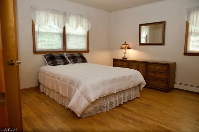 $824,900 | 29 Beach Street, East Hanover, NJ 07936