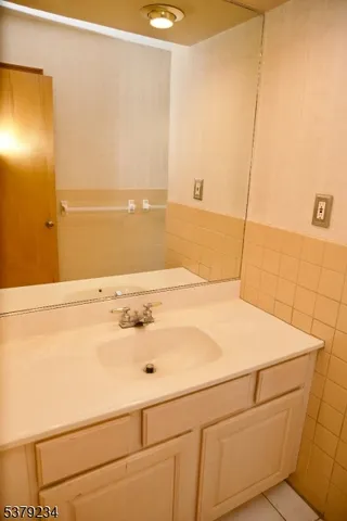 $824,900 | 29 Beach Street, East Hanover, NJ 07936