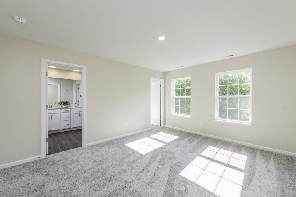 804 Neubauer Circle Lindenhurst, IL 60046 - Photo 15 of 33