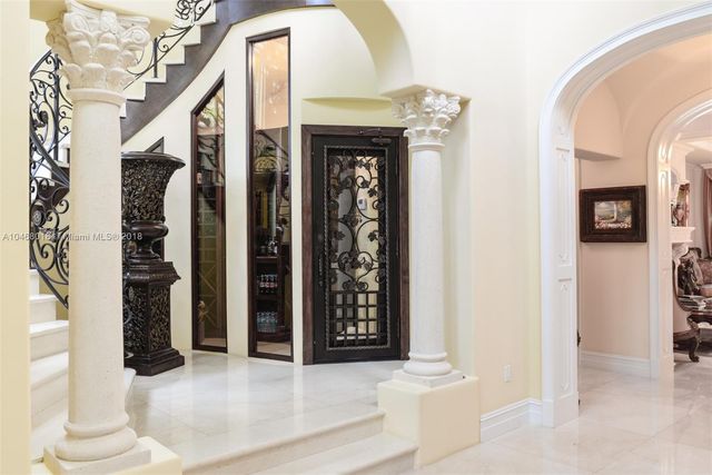 $5,100,000 | 428 Golden Beach Drive, Golden Beach, FL 33160