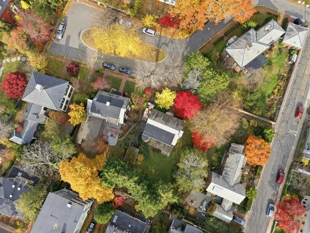 $2,950,000 | 12 Gray Gardens West, Cambridge, MA 02138